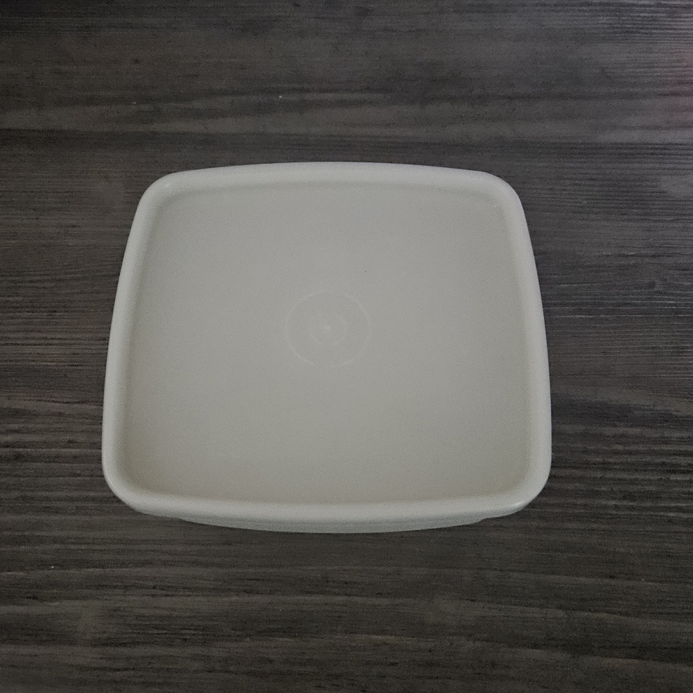 Vibtage Retro 5x4.5x2 Tupperware Small Square Storage Container Made In USA